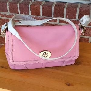 Crossbody purse